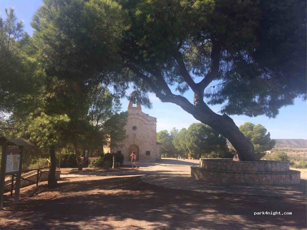 (50795) Fayón - Unnamed Road — foto