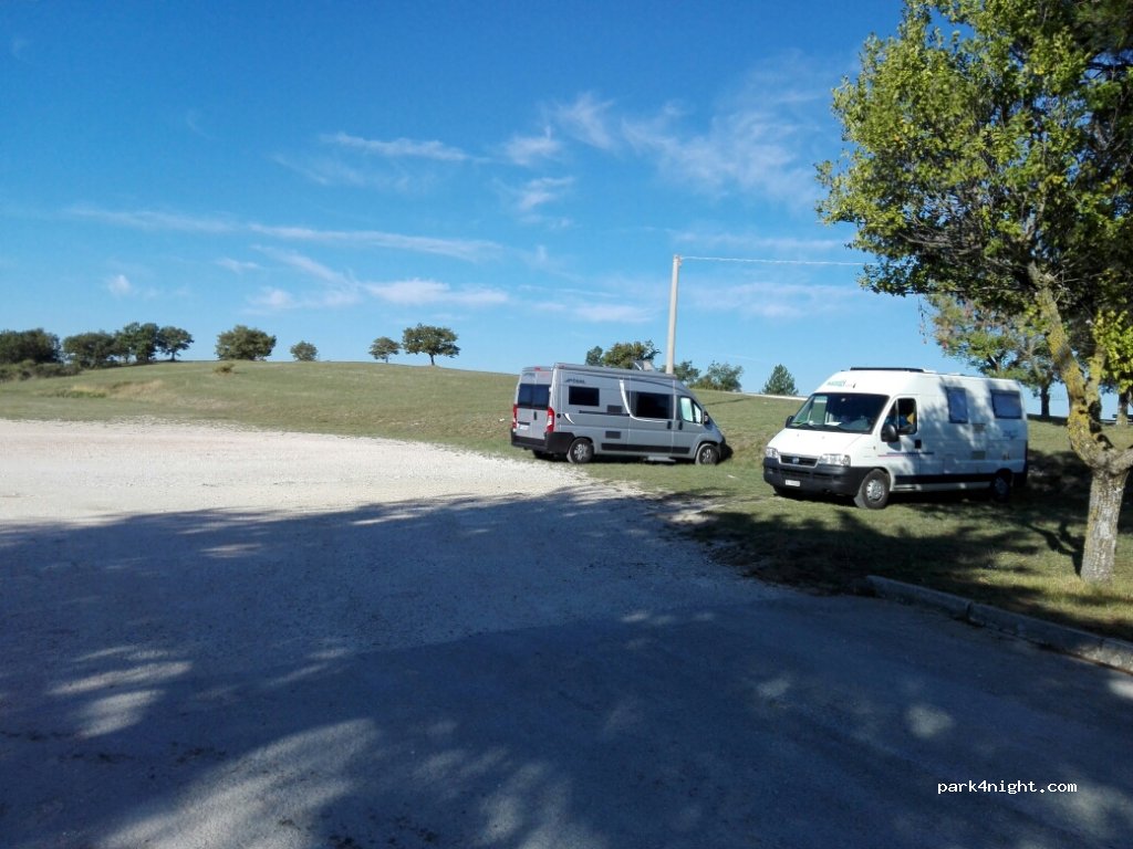 (60011) Arcevia - Unnamed Road — foto