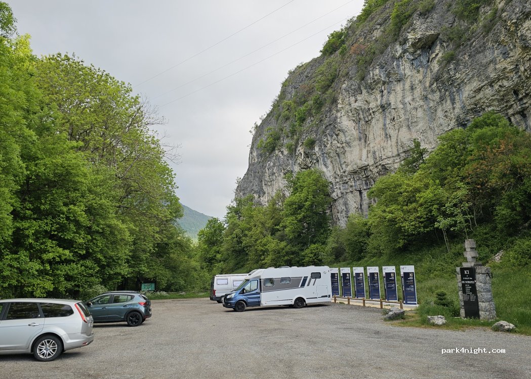 (38170) Seyssinet-Pariset - Route de Saint-Nizier — foto 4