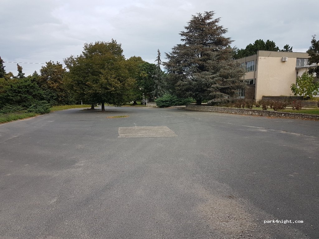 (8600) Siófok - 73 Május 1. utca — foto