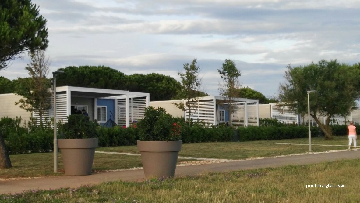 Camping Arena Grand Kažela Camping Homes — foto