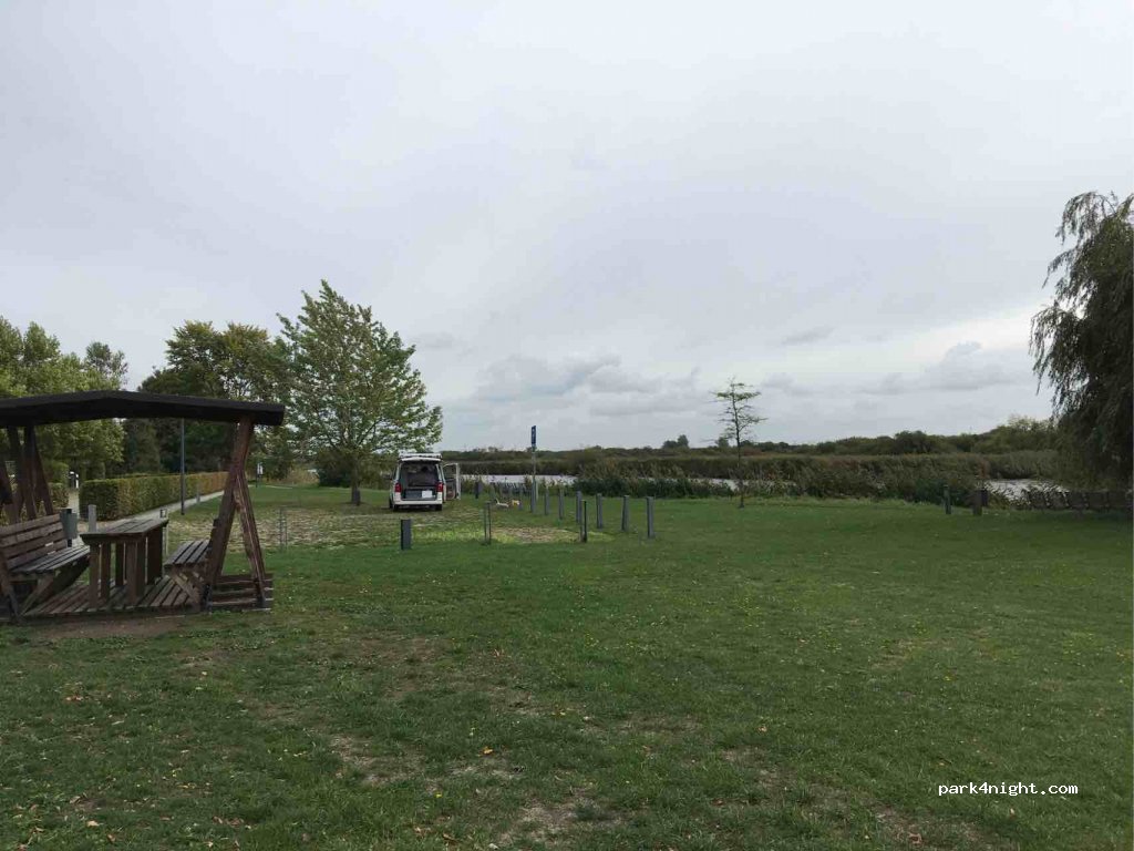 Caravanplatz Loitz — foto