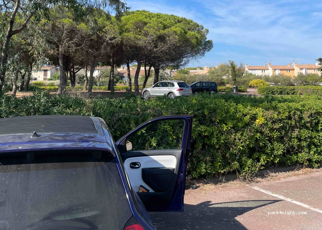 (34300) Agde - 2 Avenue des Galères — foto 4