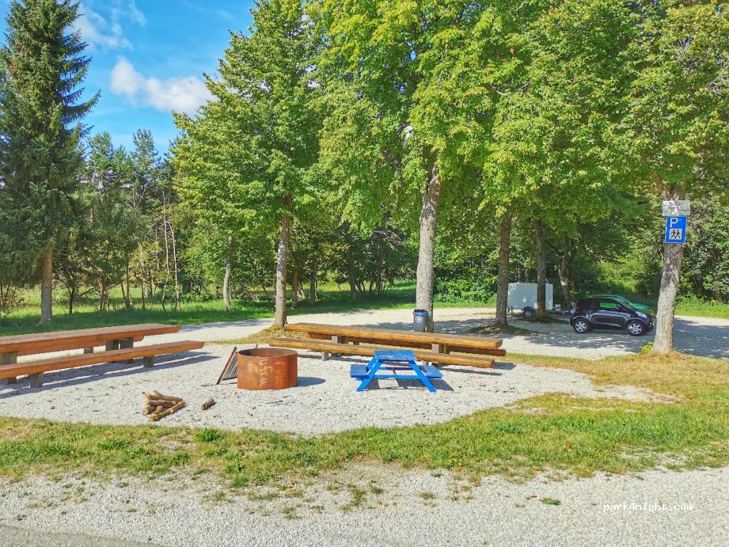 (72419) Neufra - Schwandlichstraße — foto