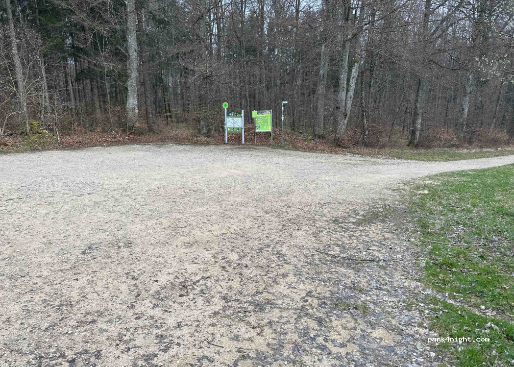 Burg Hohengundelfingen Parkplatz — foto 4