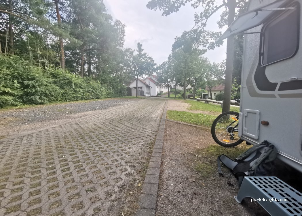 (36093) Künzell - 24 Am Friedhof — foto 2