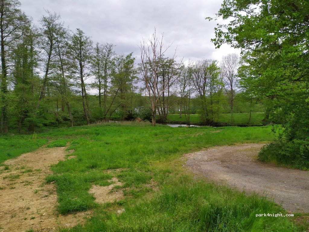 (01000) Bourg-en-Bresse - 894 Chemin de l'Alagnier — foto