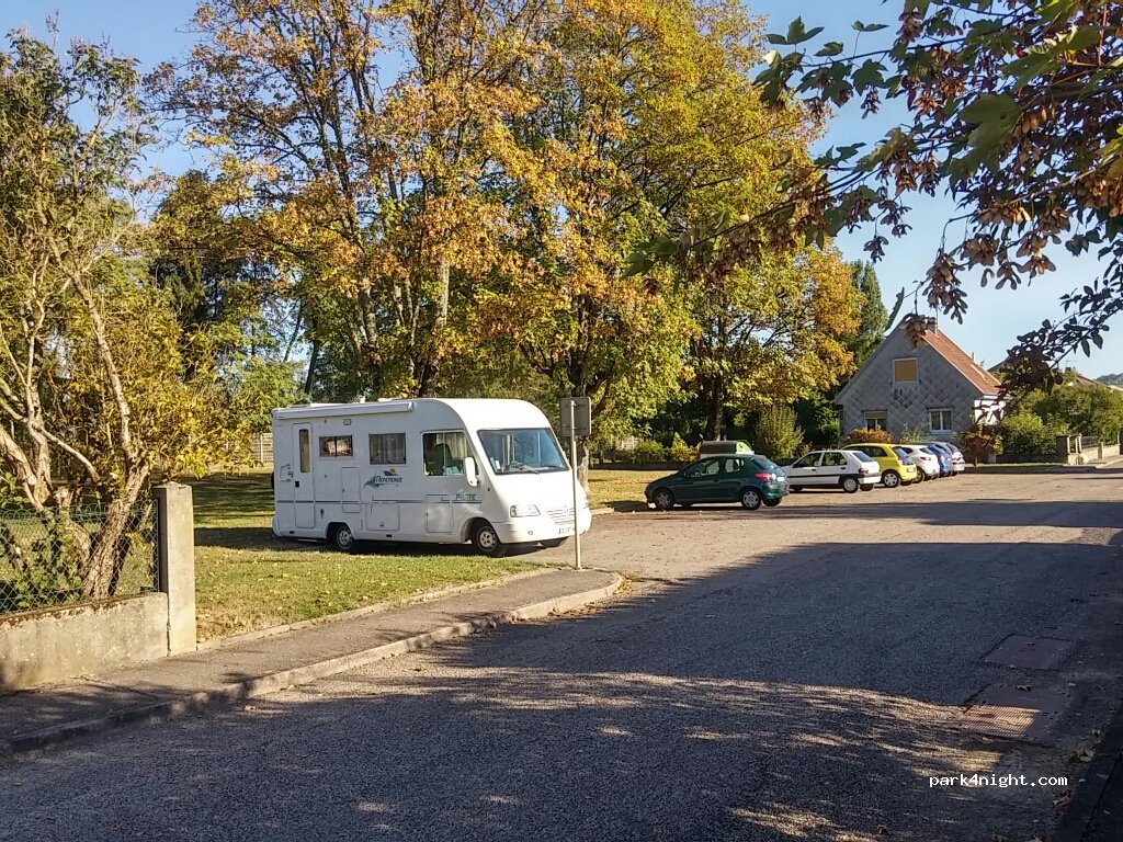 (88800) Vittel - 534 Rue Calouche — foto