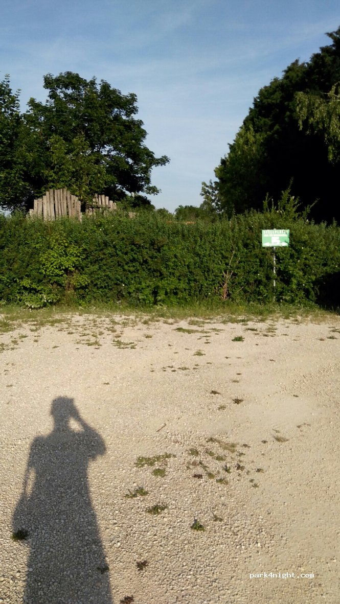 (2211) Gemeinde Pillichsdorf - Bahnstraße — foto