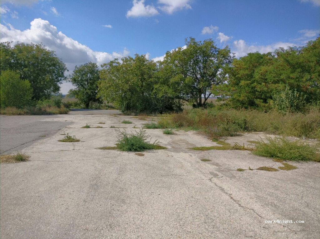 (9920) Pliska - Unnamed Road — foto
