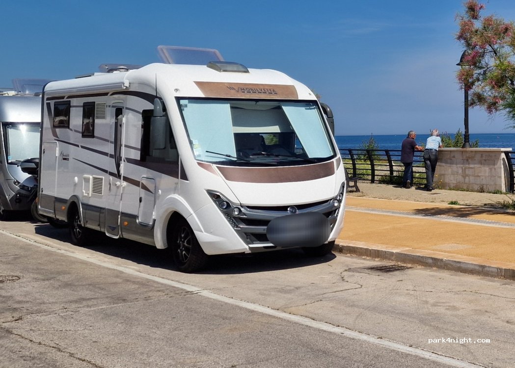 (70128) Bari - 167 Lungomare Ugo Lorusso — foto 5