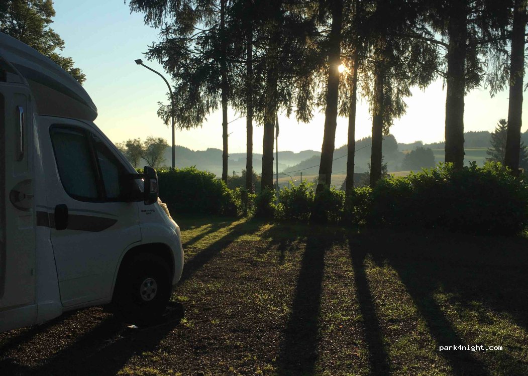 Deudesfeld Wohnmobilstellplatz — foto