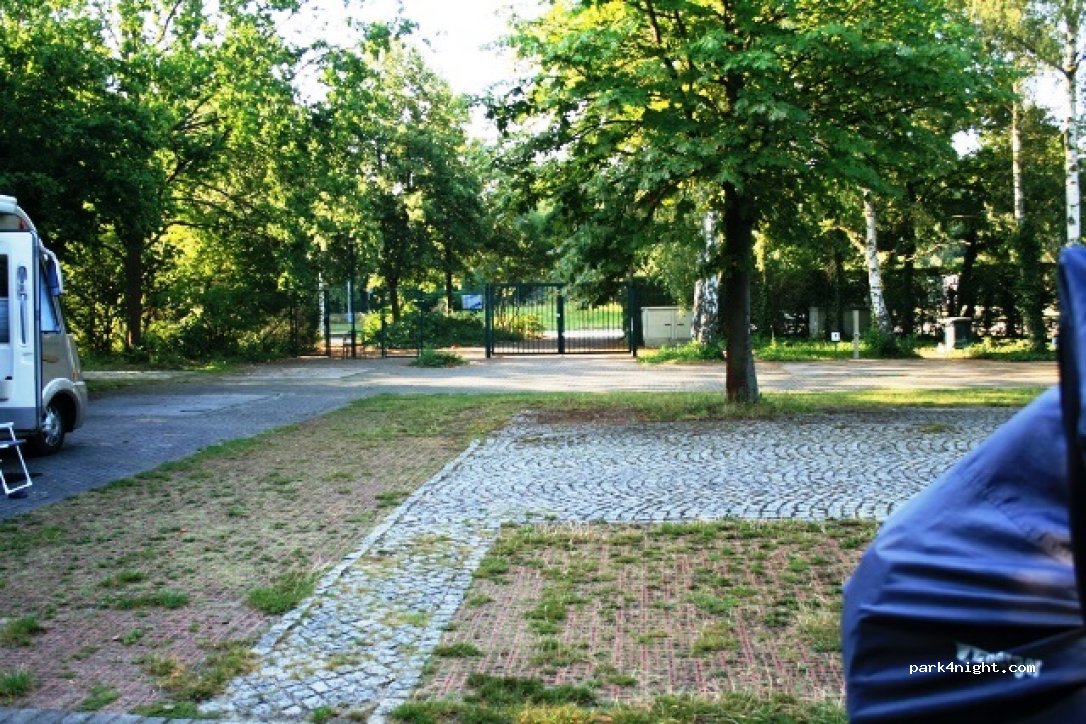 (03042) Cottbus - Kiekebuscher Allee — foto 2