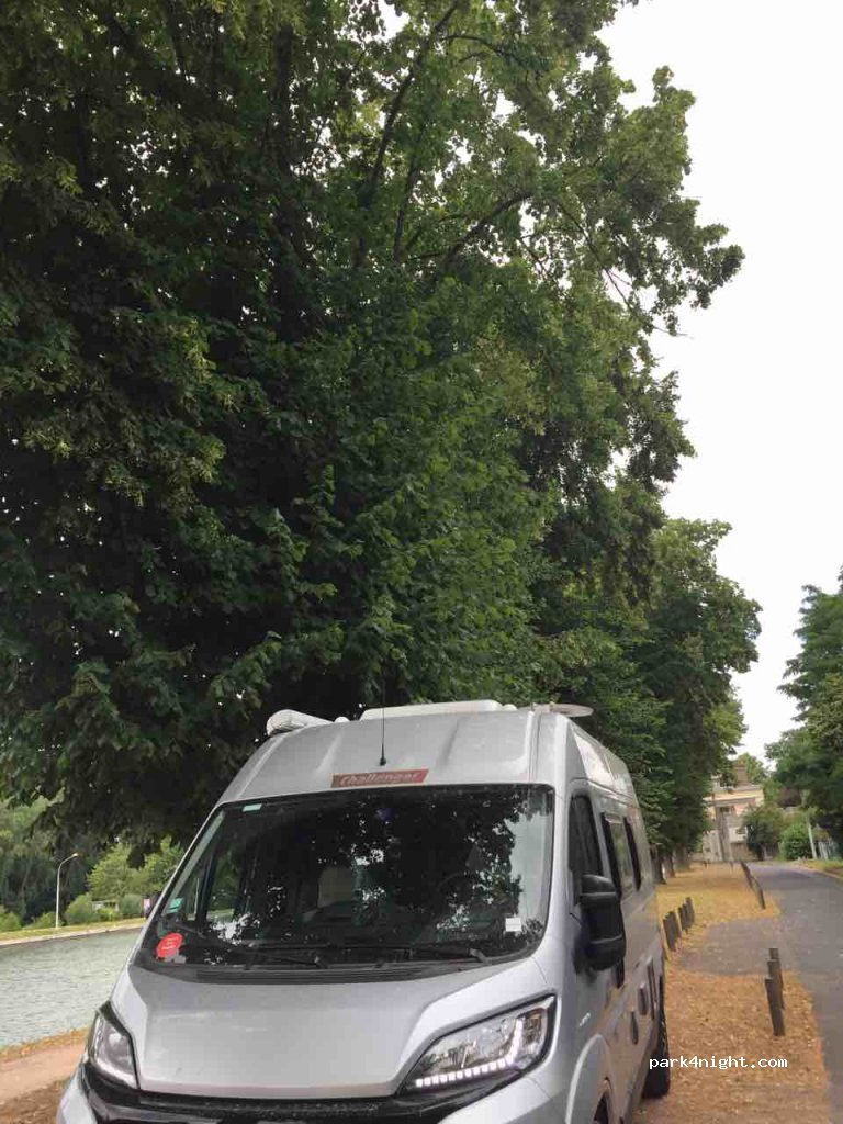 (95300) Pontoise - 2-16 Chemin de la Pelouse — foto 2
