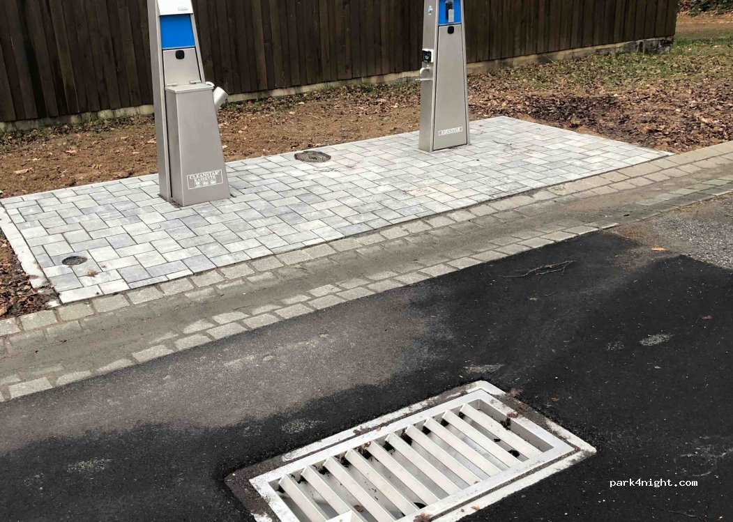 Wohnmobilstellplatz Reichenberg — foto