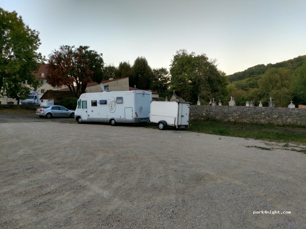 (46100) Lissac-et-Mouret - D18 — foto