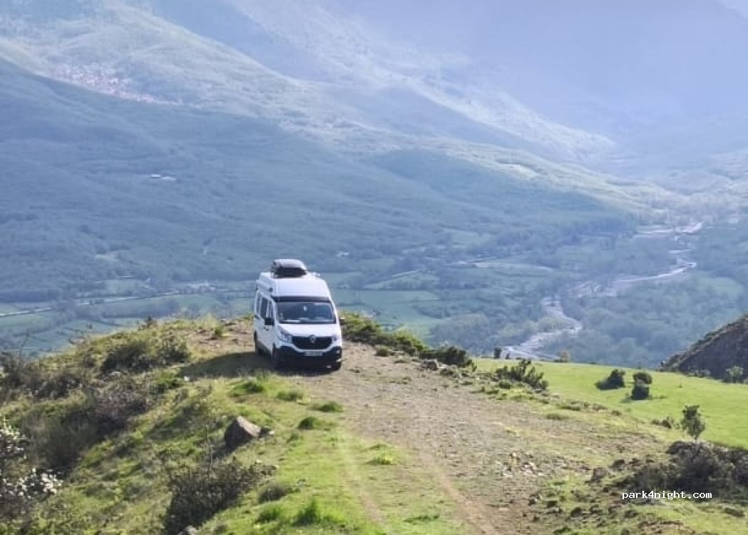 (422 00)  - Ethniki Odos Trikalon Ioanninon — foto 4