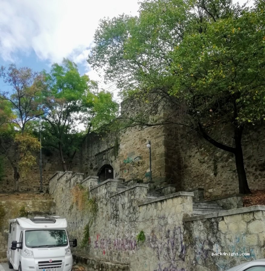 (421 00) Trikala - 53 Stefanou Sarafi — foto