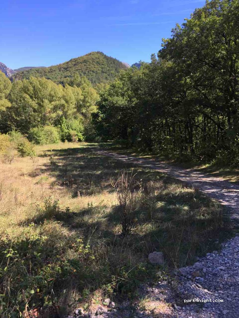 (04200) Valernes - Hongrie — foto 2