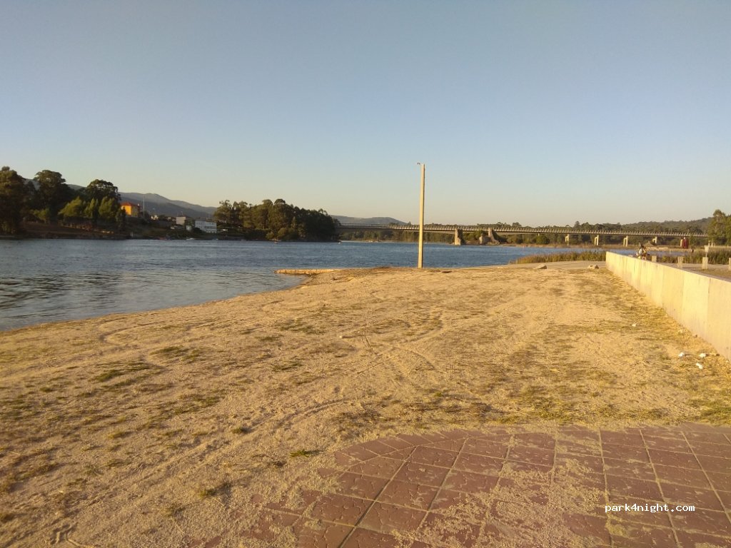(36612) Catoira - 2A Paseo Xelmírez — foto