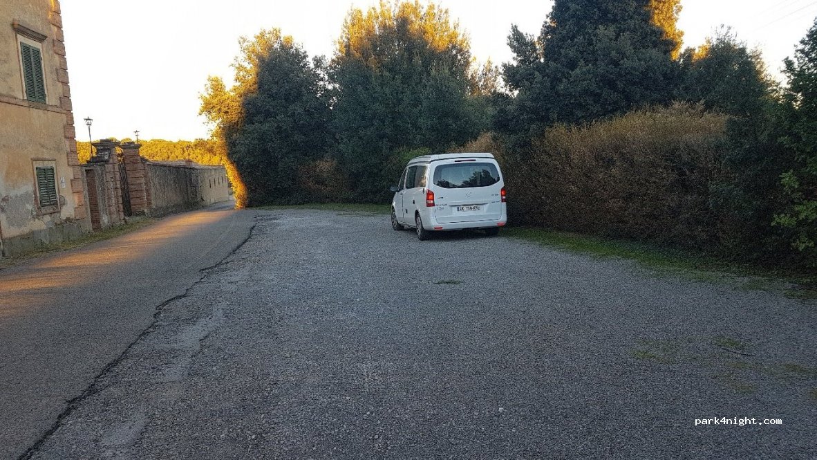 (53019) Castelnuovo - Strada Comunale di Pagliaia — foto