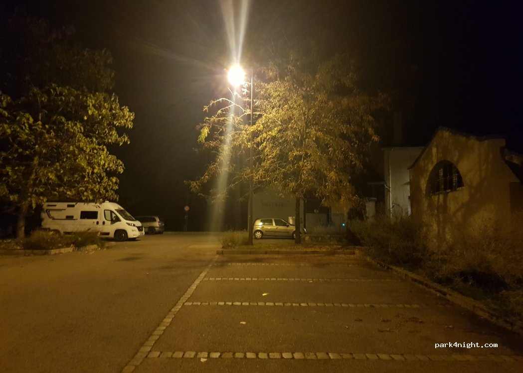(38490) Aoste - 3 Place de la Mairie — foto 3