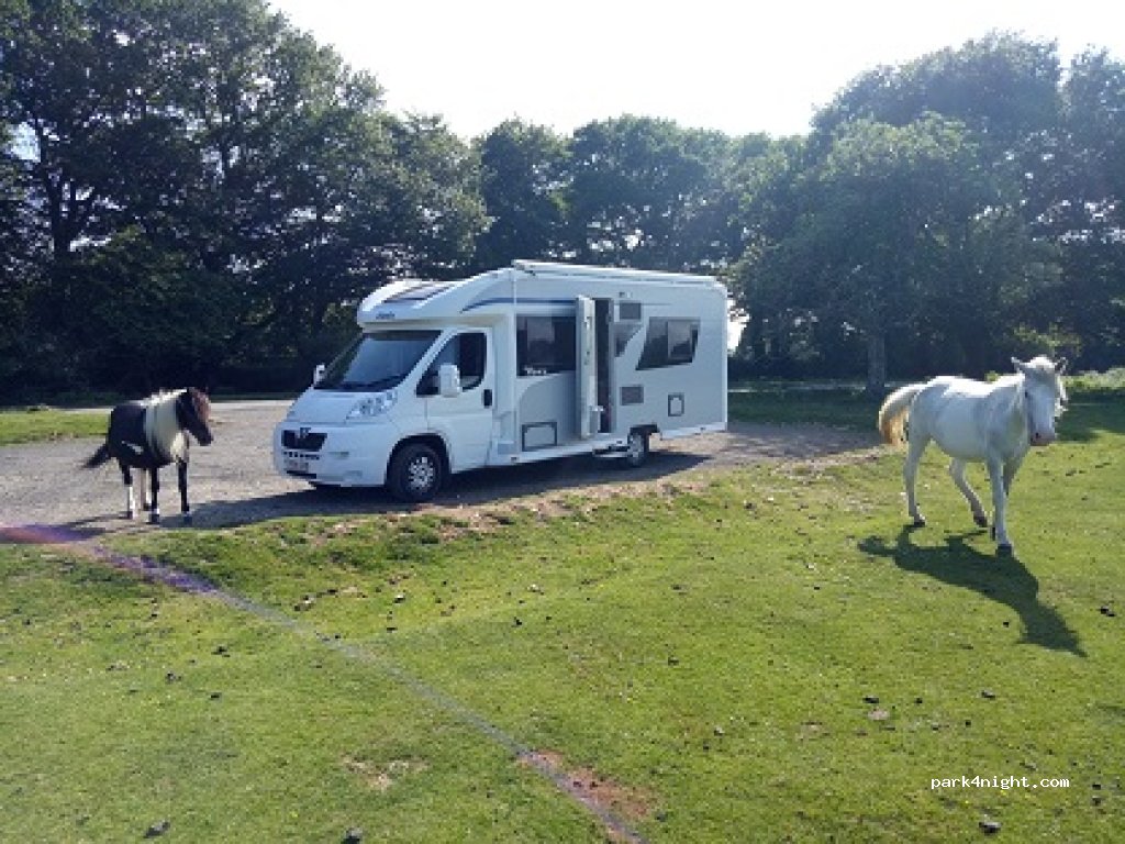 (PL20) Tavistock - Unnamed Road — foto