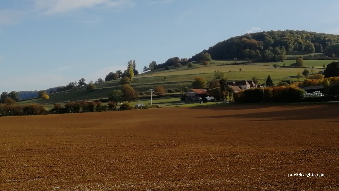 (21690) Boux-sous-Salmaise - 1 Rempart de la Porte des Prés — foto 2