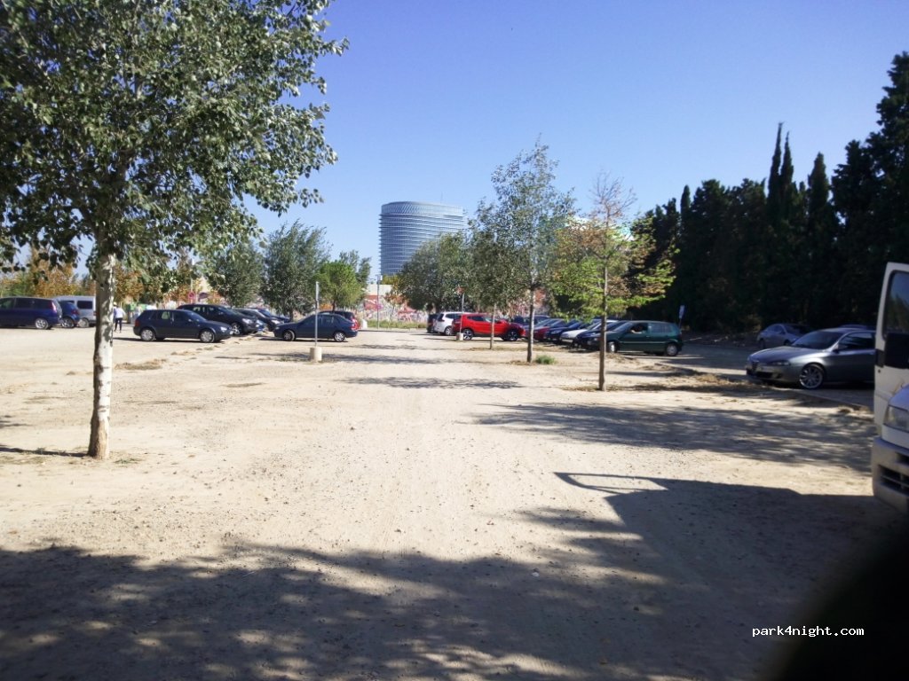 (50018) Zaragoza - 2 Paseo de los Puentes — foto