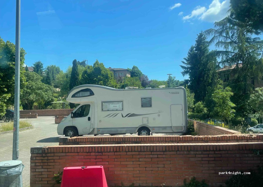 (53100) Siena - via delle province — foto 3