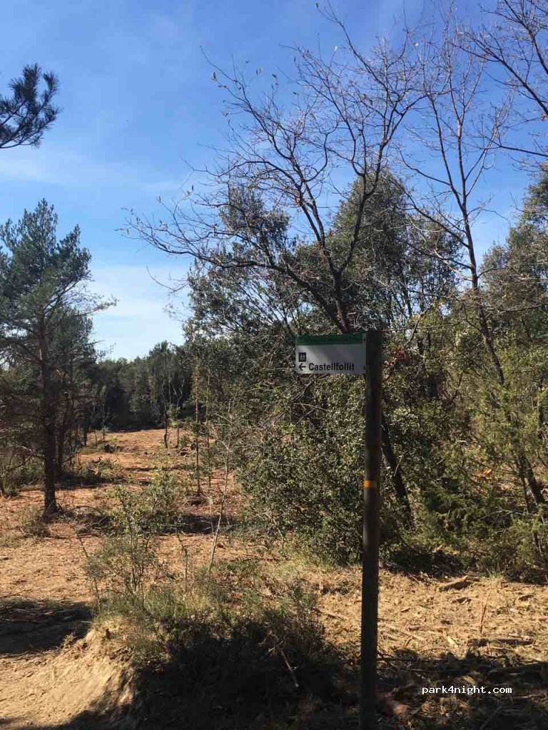 (17855) Oix - Unnamed Road — foto 3