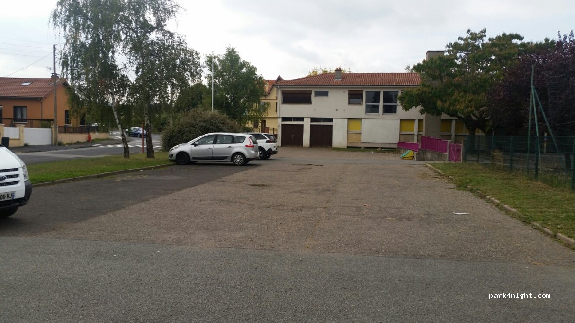 (63200) Riom - 30 Rue Amable Faucon — foto
