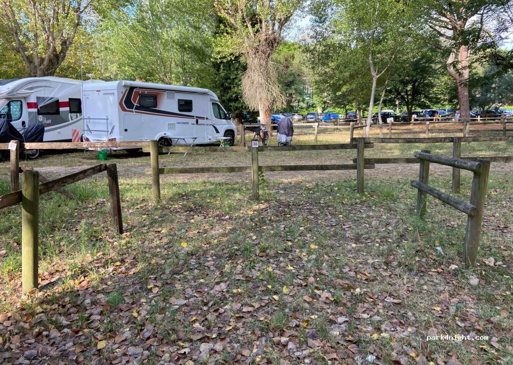 Area sosta camper Terme di Cervia — foto