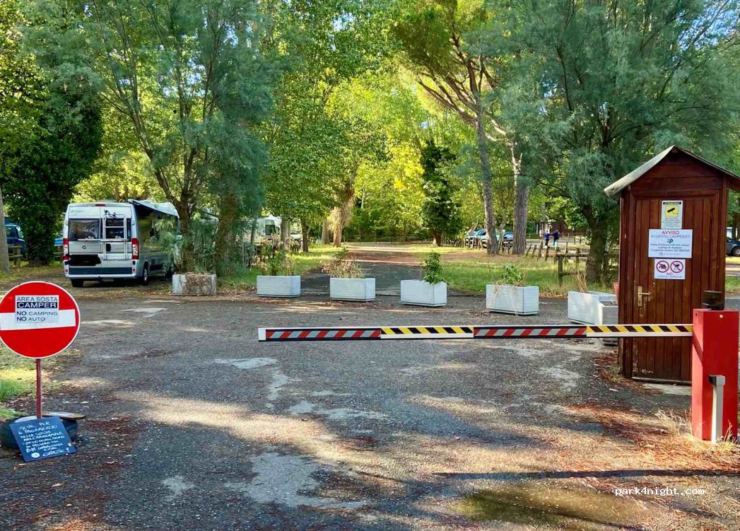Area sosta camper Terme di Cervia — foto 3