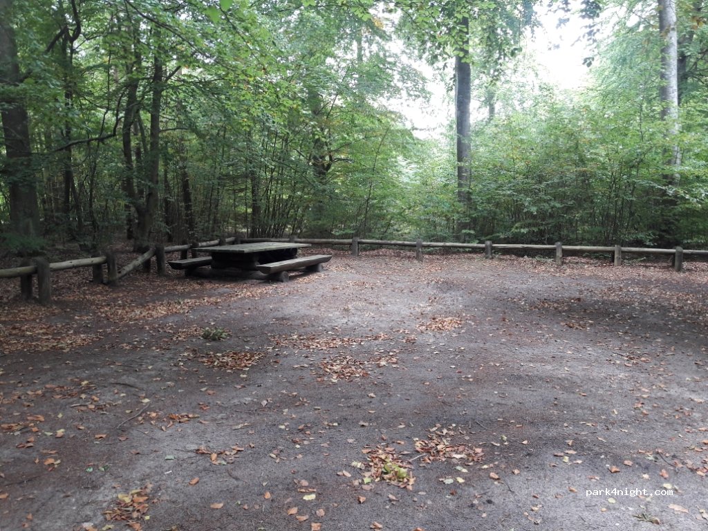 (84-110) Nadole - Unnamed Road — foto 2