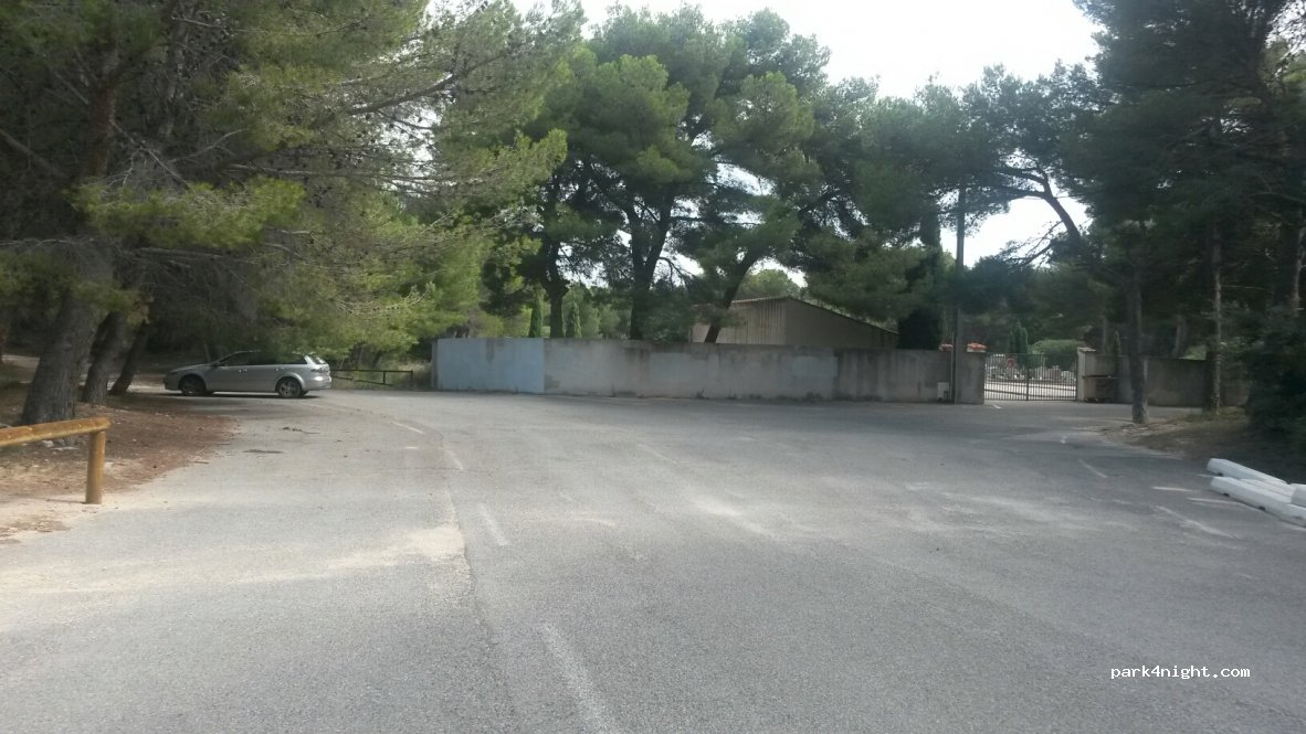(13500) Martigues - Chemin de la Batterie — foto 2