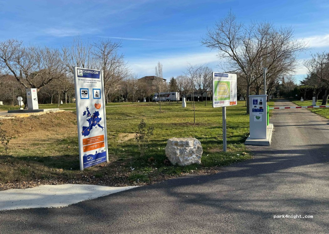 Camping de mon Village (Camping-Car Park) — foto 3