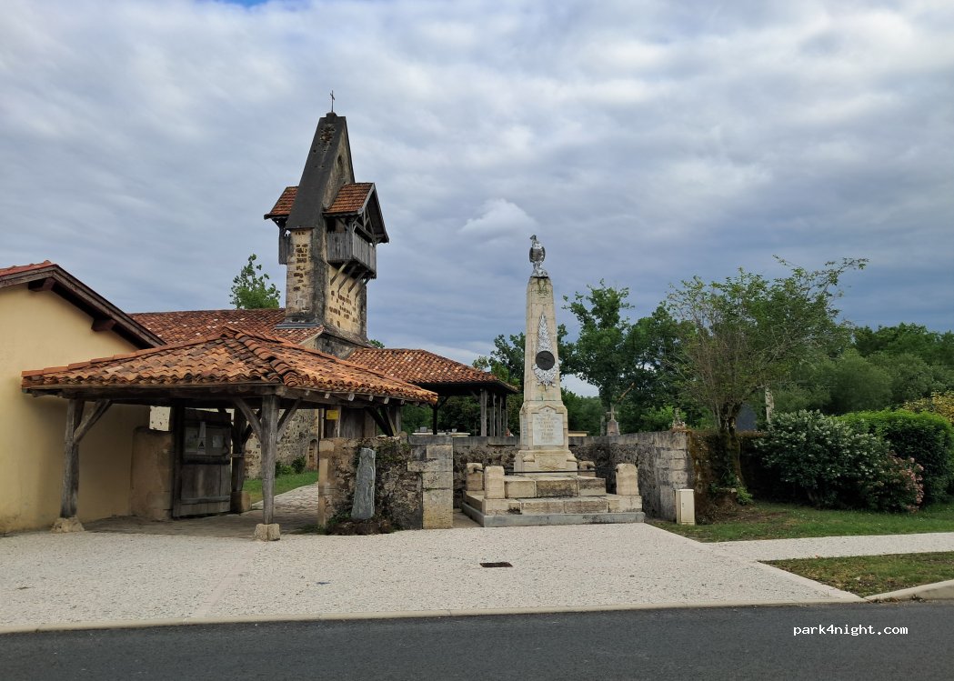 (40410) Belhade - 142 Rue de l'Église — foto 5