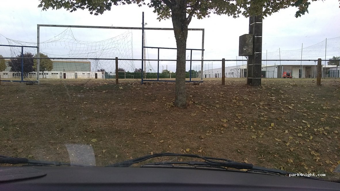 (85210) Sainte-Hermine - Rue Flandres Dunkerque — foto