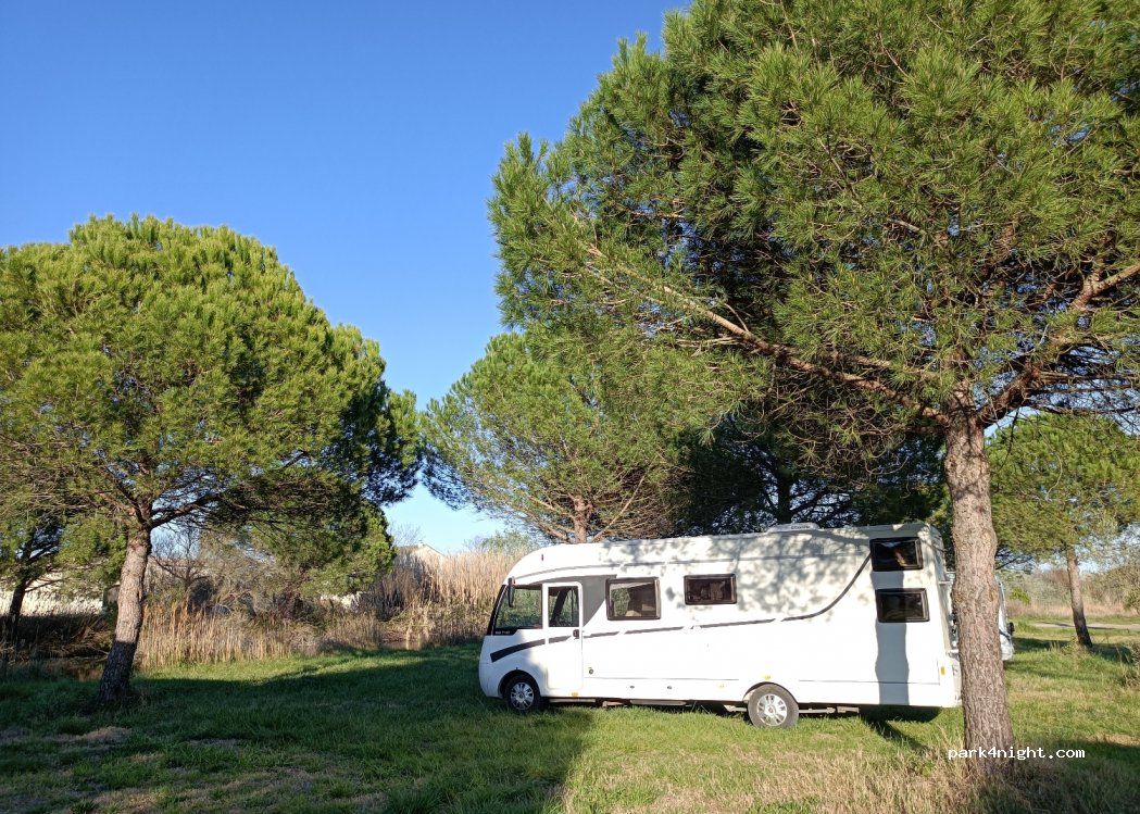 Wohnmobilstellplatz Am Weingut — foto