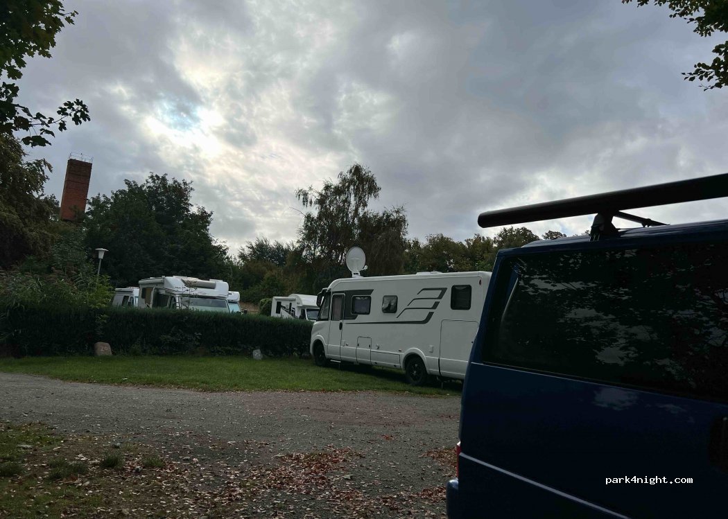 Dorfladen und Wohnmobilstellpatz Lohme — foto 2