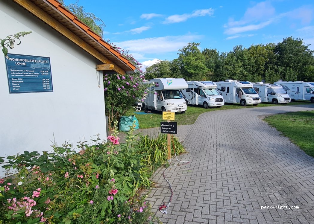 Dorfladen und Wohnmobilstellpatz Lohme — foto 3