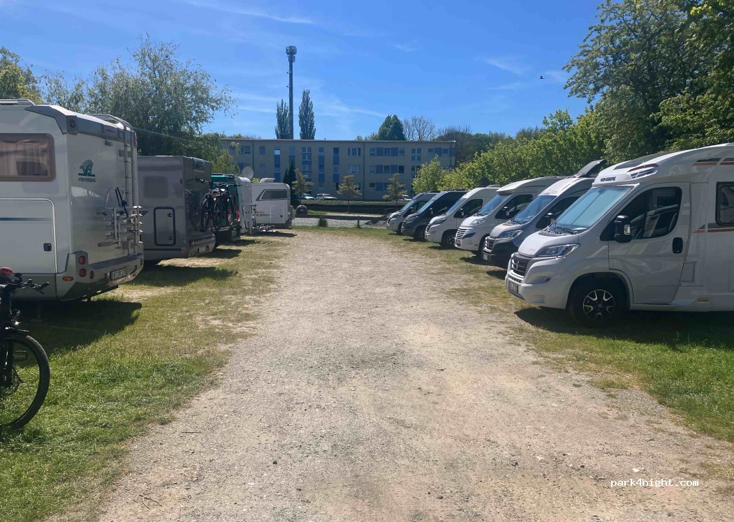 Dorfladen und Wohnmobilstellpatz Lohme — foto 5