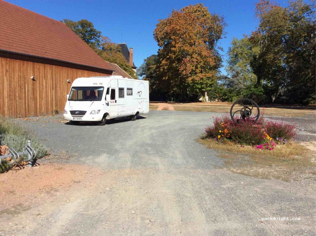 (03190) Vallon-en-Sully - 3 Route de Nassigny — foto