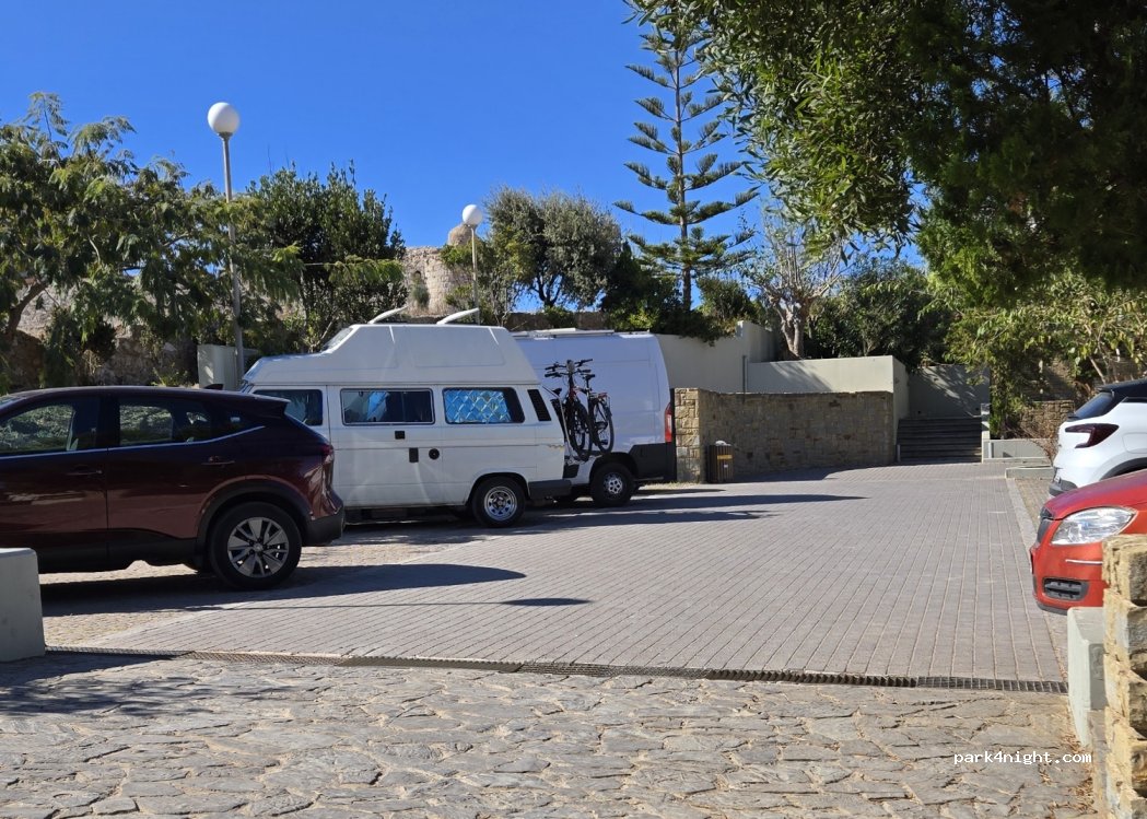 (240 06) Methoni - Unnamed Road — foto 5
