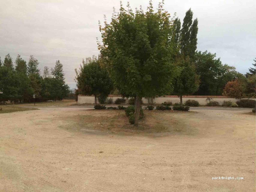 (45450) Ingrannes - 2-24 Route de Vitry aux Loges — foto 3