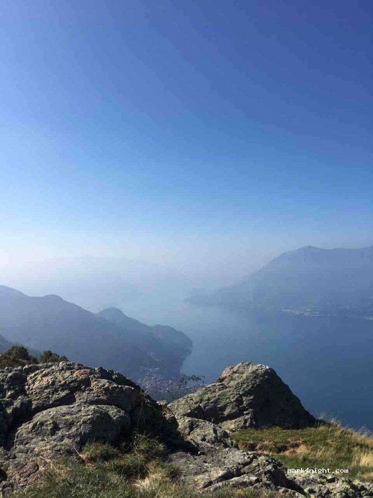 (23838) Vendrogno - Unnamed Road — foto