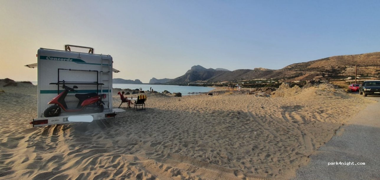 (734 00) Kissamos - Unnamed Road — foto