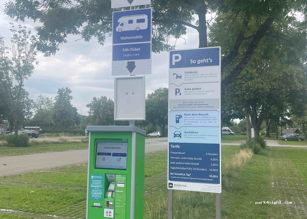 Parkplatz Donaubad — foto 2