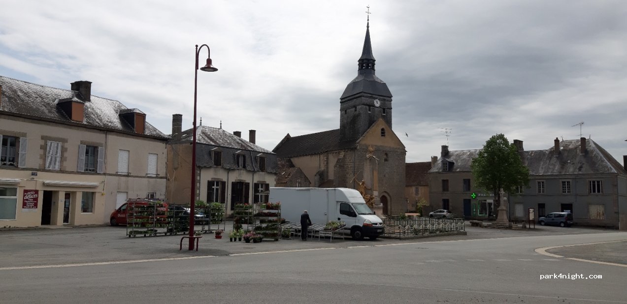 (23270) Clugnat - 8 Rue du Docteur Turquet — foto 3